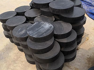桃山区板式橡胶支座由若干层橡胶片与薄钢板经加压硫化